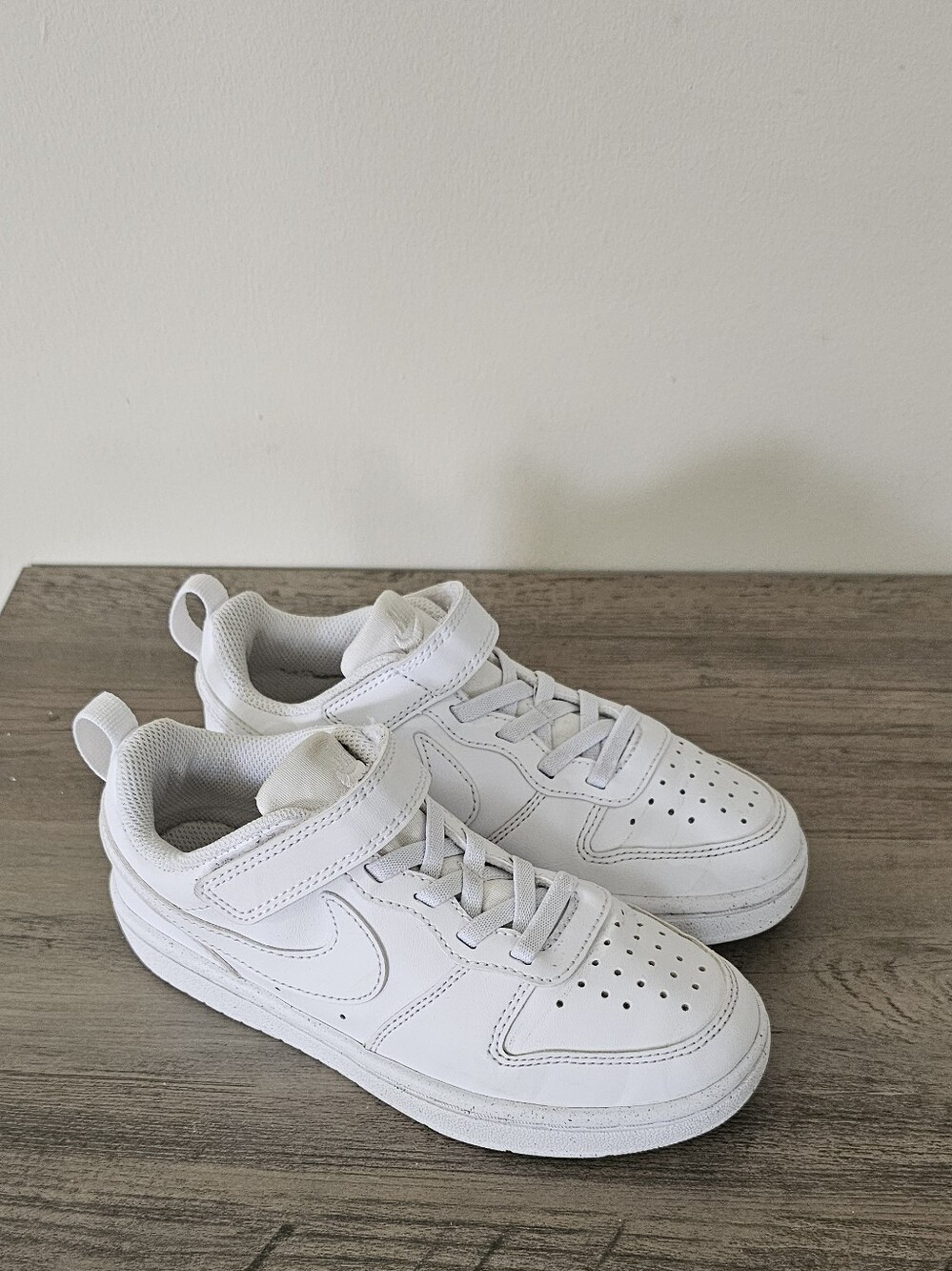 Nike Court Borough Low Top White Sneakers Kids 13 C